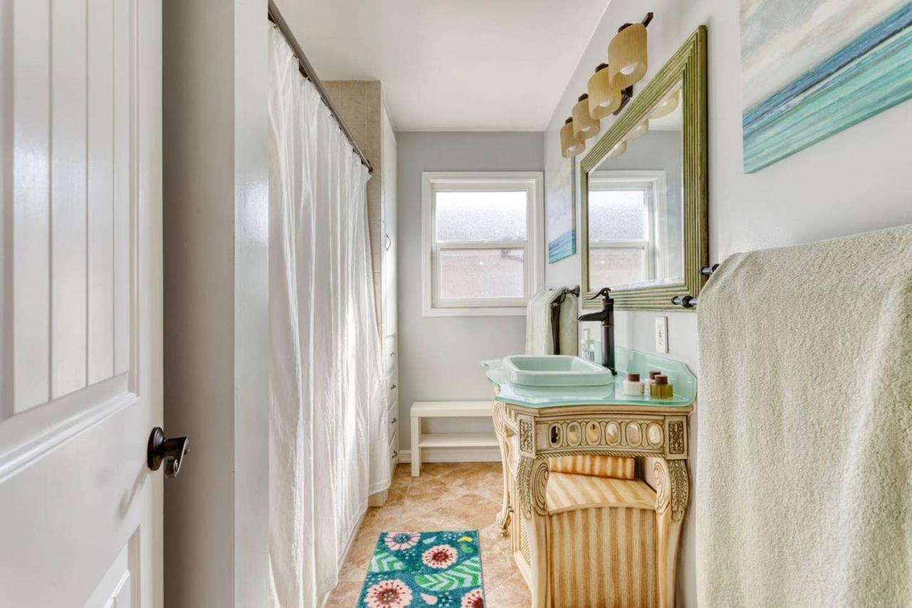 New Belmont Shore Retreat With Free Parking Walk To Beaches ロングビーチ エクステリア 写真