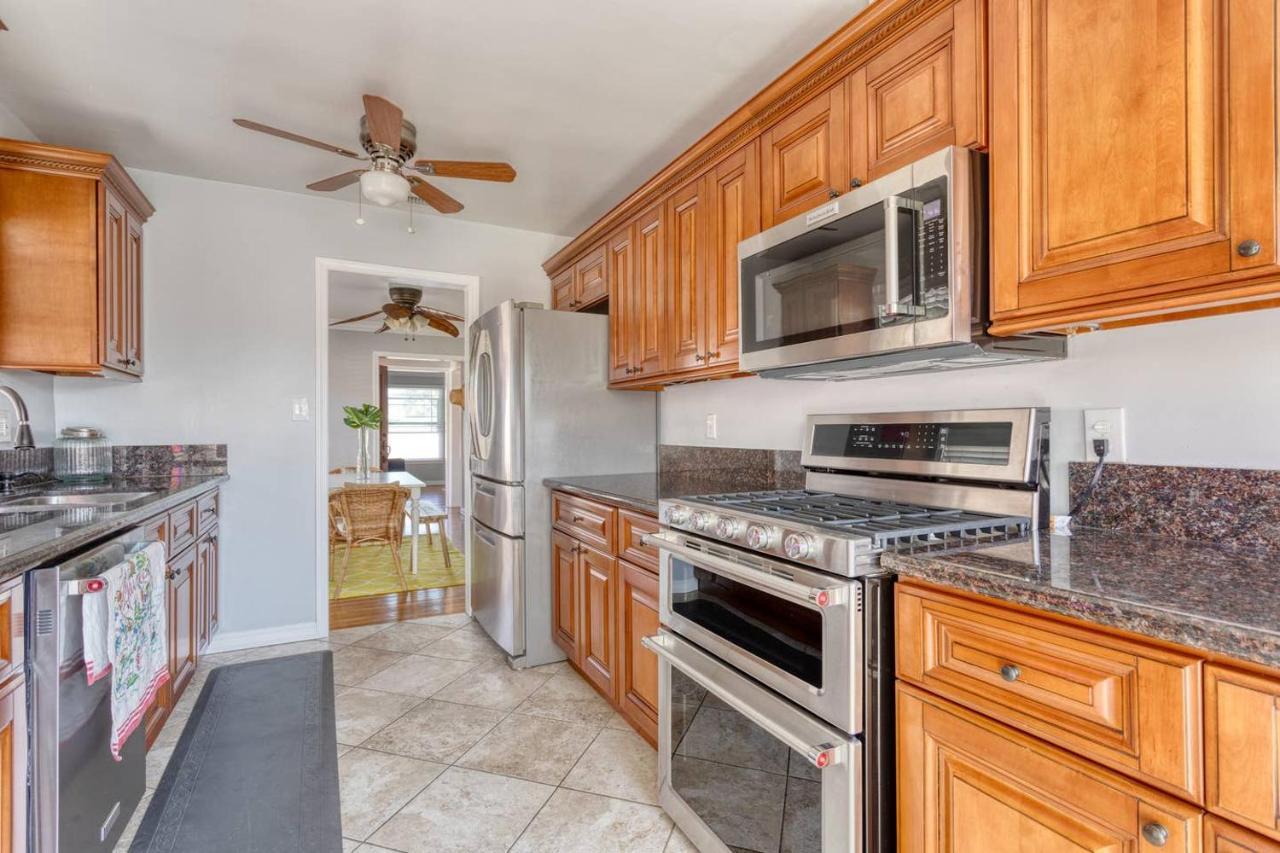 New Belmont Shore Retreat With Free Parking Walk To Beaches ロングビーチ エクステリア 写真