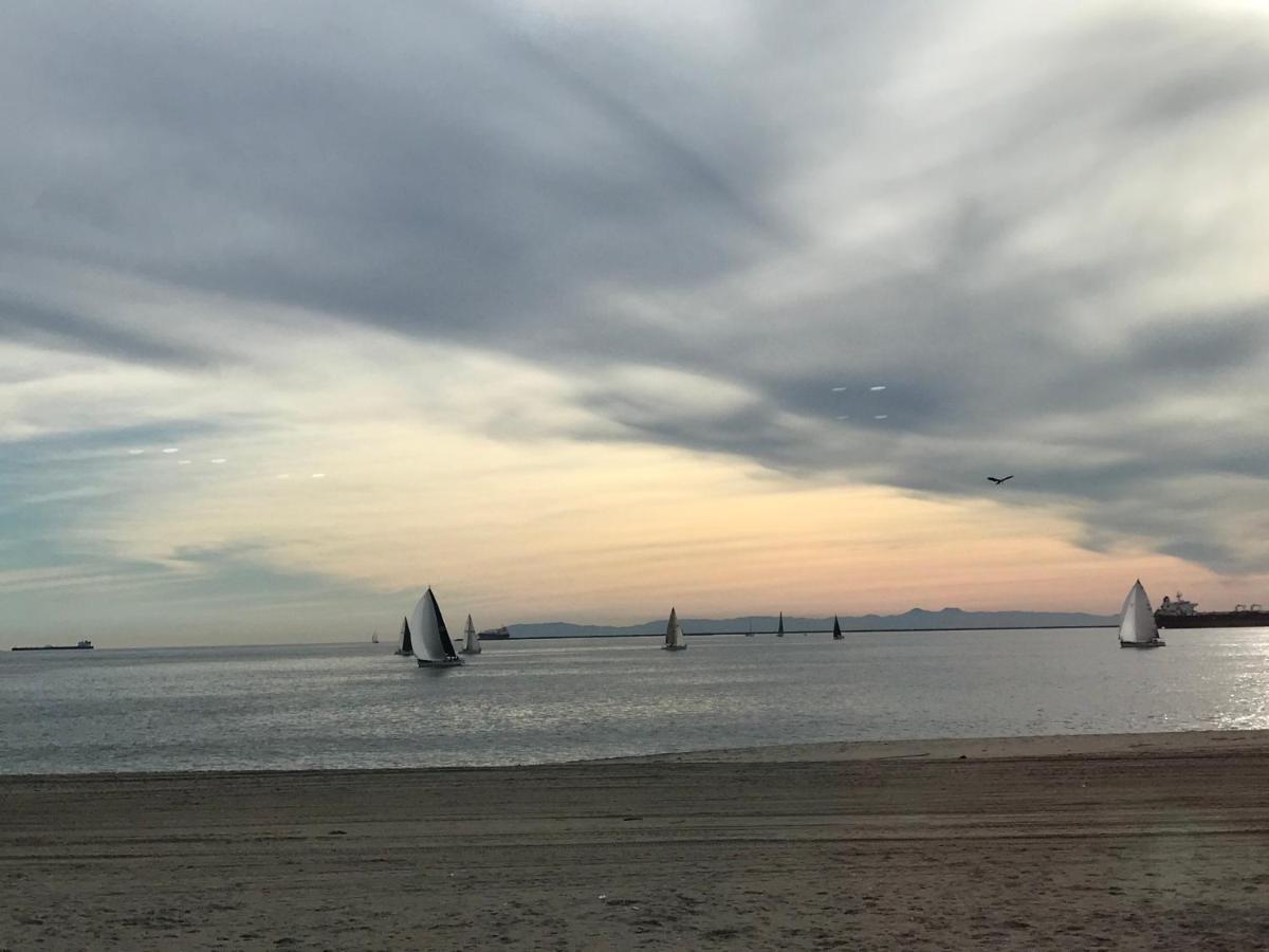 New Belmont Shore Retreat With Free Parking Walk To Beaches ロングビーチ エクステリア 写真